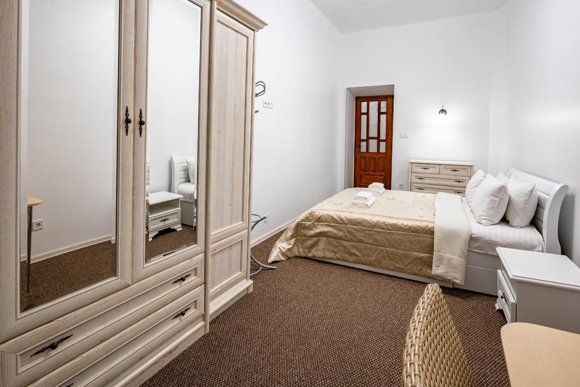 Designer Apartment! The Center! Валова 29 Lvov Exteriér fotografie